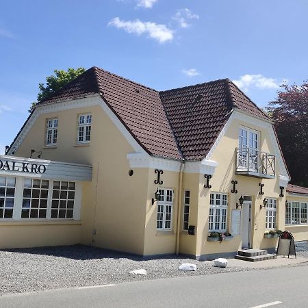 Skovdal Kro Jelling Zewnętrze zdjęcie